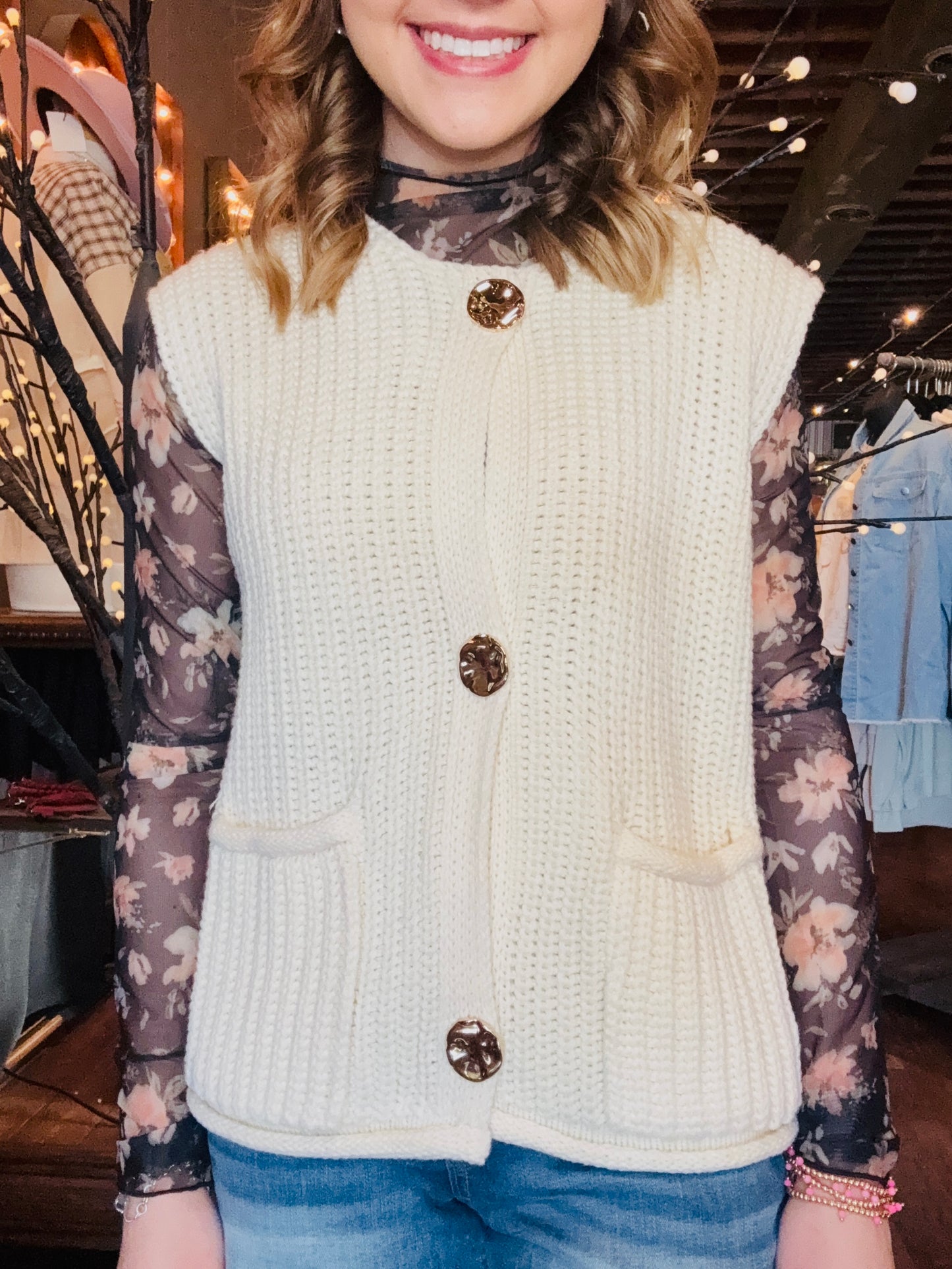 Solid Chunky Textured Sweater Vest