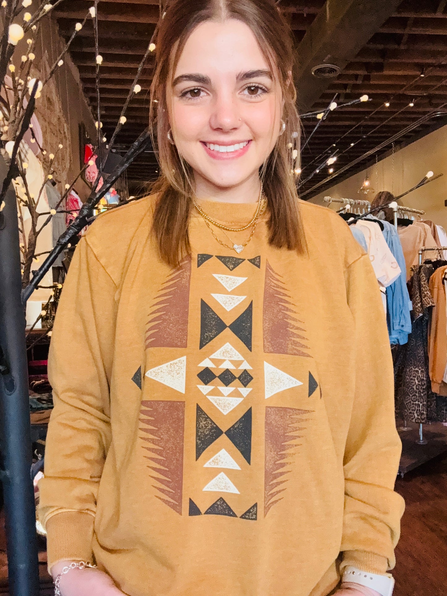 VINTAGE AZTEC MINERAL GRAPHIC SWEATWHIRTS