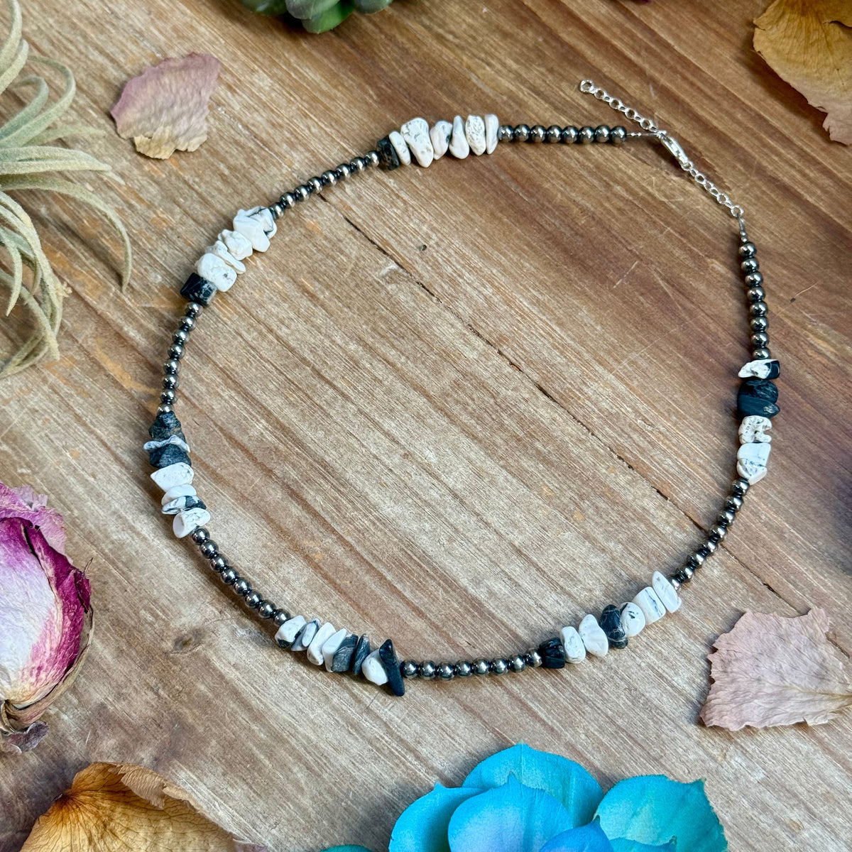 16” White Buffalo Chip Necklace – Sterling Silver