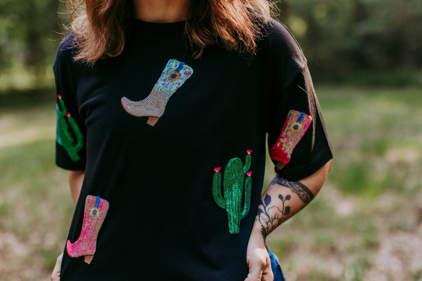 MK486 Cactus Boots sequins Embroidery Crop Tee