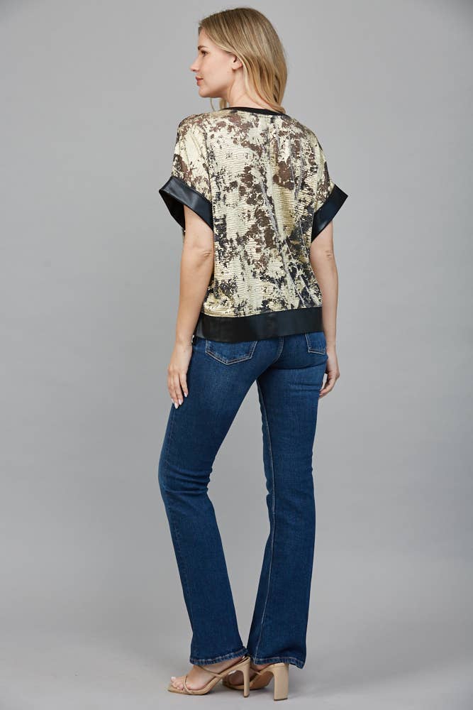 ABSTRACT METALLIC PATTERN DROP SHOULDER WIDE SLV TOP FT25573